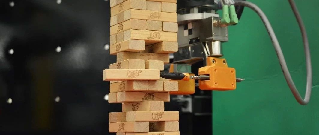 The robotic arm can also play stacking fun. Would you like to play a game?