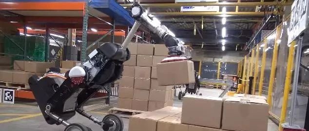 Boston Power's new work: robots moving boxes