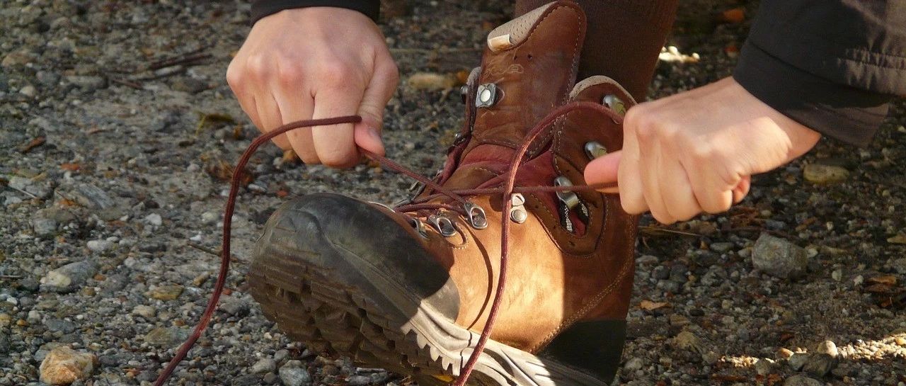 Can you tie your shoes with one hand? Maybe with one more finger.