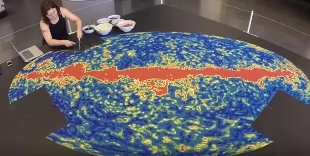 Literature and art science: create a "universe" with sand and destroy it with your own hands
